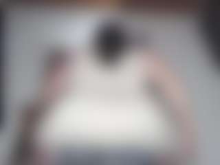 squiirtmachine MILF webcam performer live streaming