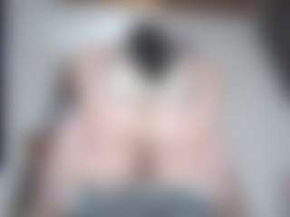 squiirtmachine's Live Sex Cam Show