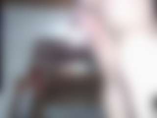 squiirtmachine MILF webcam performer live streaming