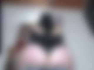 Live cam show with squiirtmachine - Public MILF on sexylive.show