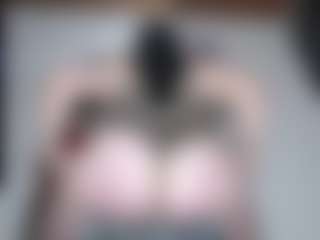 Live cam show with squiirtmachine - Public BBW on Camsoda