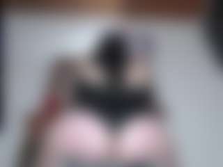 Live cam show with squiirtmachine - Public on Dolls Live