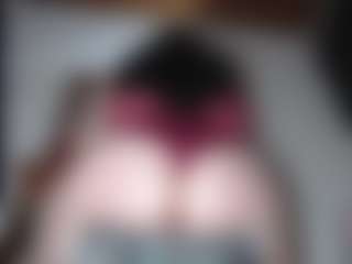 Live cam show with squiirtmachine - Middle Aged on Camversity