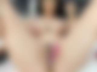 Maryelle MILF webcam performer live streaming