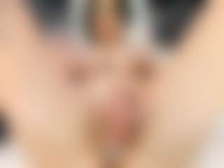 Live cam show with Maryelle - Big Ass MILF on CamwithHer