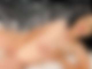 Maryelle MILF webcam performer live streaming