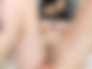 Maryelle MILF webcam performer live streaming
