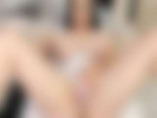 Live cam show with Maryelle - Young Adult on https://playwithruby.com