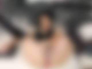 Live cam show with Maryelle - Latina on SquirtSoMuch