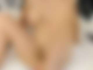 Maryelle MILF webcam performer live streaming