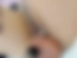 Live cam show with Maryelle - Cum on Cam Slut