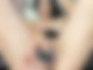 Live cam show with Maryelle - Young Adult on SinfulBabes