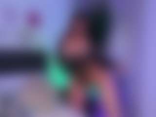 Live cam show with Mollywhite - Cum on Free Soda