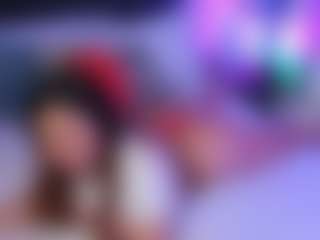 Live cam show with Mollywhite - Spank Brown Hair on TeamSkeetLive
