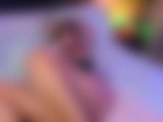 Mollywhite's Live Sex Cam Show