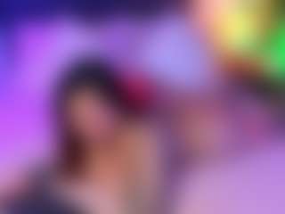 Live cam show with Mollywhite - Squirt on CamwithHer