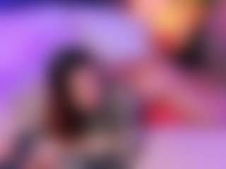 Live cam show with Mollywhite - Green Eyes on SmokeAndPoke