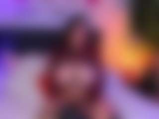 Live cam show with Mollywhite - Curvy Toys on Camversity