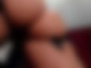 Live cam show with GoddessPuffyllove - Facesitting on parknlotfishbdy