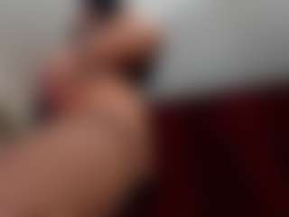 Live cam show with GoddessPuffyllove - Joi on Hubzter Live