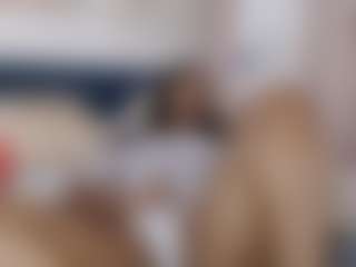 Live cam show with THE EMPRESS - Brown Eyes Ebony on crypto-cams