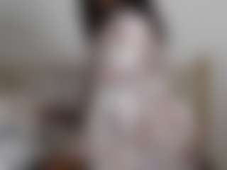 Live cam show with THE EMPRESS - Black Shaved Pussy on nudelive.tv