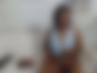Live cam show with THE EMPRESS - Ebony Amateur on Gym Cam Girls