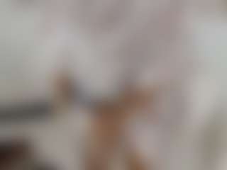 Live cam show with THE EMPRESS - Bikini on pussylord.com