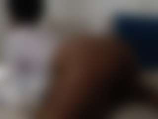 Live cam show with THE EMPRESS - Brown Eyes on TottyGirls