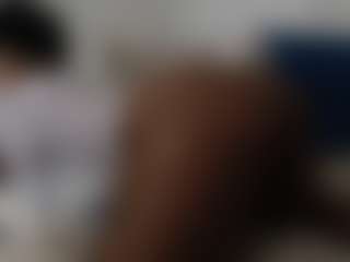 Live cam show with THE EMPRESS - Black Shaved Pussy on Stripli.com
