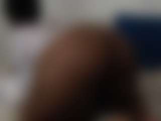 Live cam show with THE EMPRESS - Bedroom Ebony on instabang