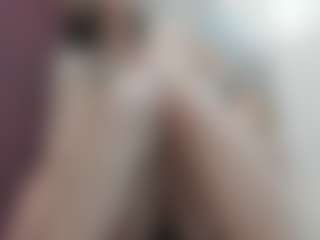 katlea MILF webcam performer live streaming