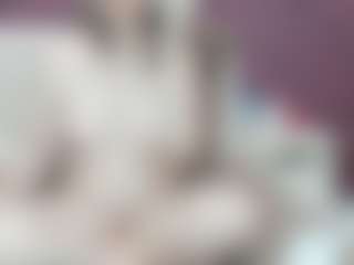 Live cam show with katlea - Green Eyes on SquirtSoMuch