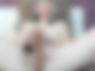 Live cam show with katlea - Handjob on Camsoda
