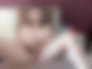 katlea MILF webcam performer live streaming