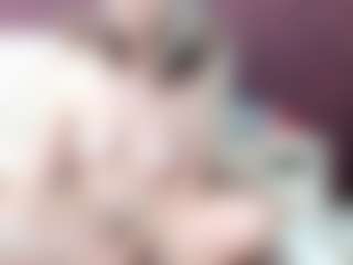 katlea MILF webcam performer live streaming