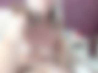 katlea MILF webcam performer live streaming