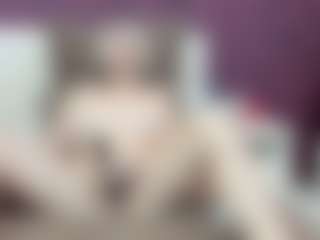 katlea MILF webcam performer live streaming