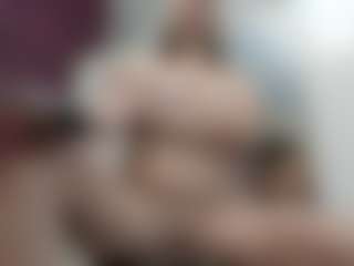 Live cam show with katlea - Spank MILF on Dare Cams