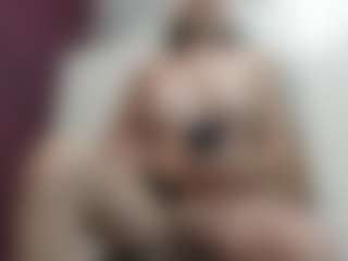 Live cam show with katlea - HD MILF on Dare Cams