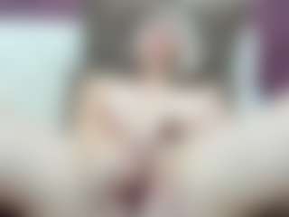 katlea MILF webcam performer live streaming