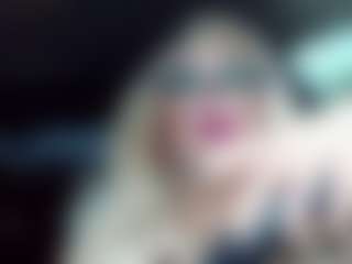 Live cam show with 808sweets - Curvy on CamClone
