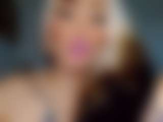 Live-Cam-Show mit 808sweets - Raven Hair Blonde Hair auf Camsoda