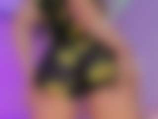 Live cam show with nicollemeyer - Gagging on Streamer API