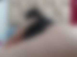 Ammy MILF webcam performer live streaming