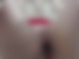 Ammy MILF webcam performer live streaming