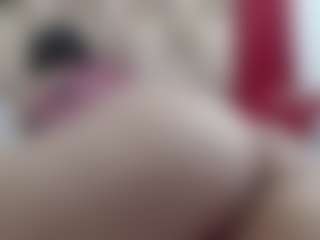 Live cam show with Ammy - Mature on justonemore.cc