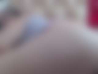 Live cam show with Ammy - Bikini on Gym Cam Girls