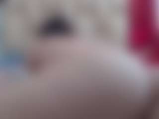 Ammy MILF webcam performer live streaming