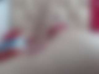 Ammy MILF webcam performer live streaming
